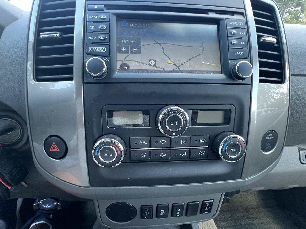 Used 2016 Nissan Frontier SL w/ Moonroof Package RWD image 17