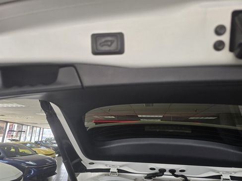 Used 2020 Toyota RAV4 XLE w/ Convenience Package AWD/4WD image 34