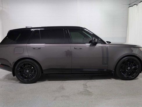 Used 2023 Land Rover Range Rover Long Wheelbase First Edition image 10