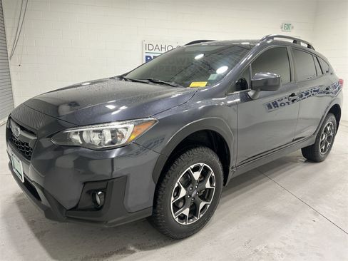 Used 2019 Subaru Crosstrek 2.0i Premium image 4