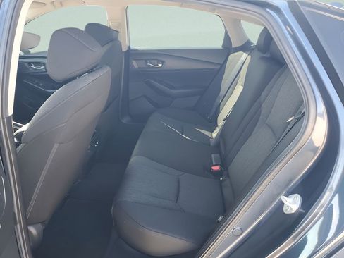 Used 2025 Honda Accord SE image 18