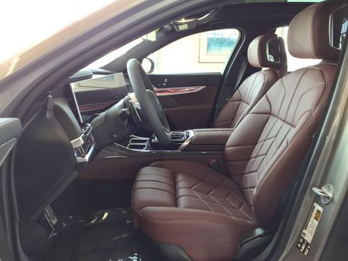 New 2026 BMW 740i xDrive image 20