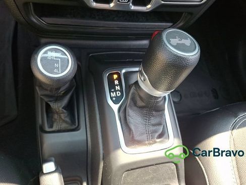 Used 2023 Jeep Wrangler Unlimited Sport AWD/4WD image 15