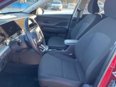 Used 2025 Hyundai Kona SEL image 27