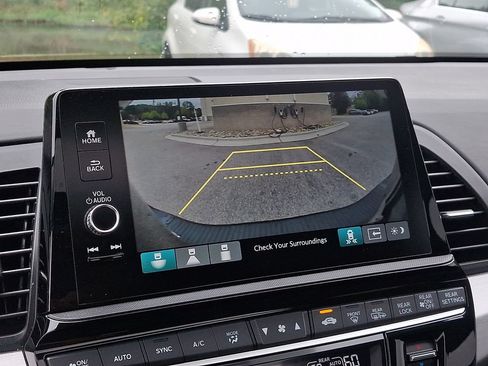 Used 2026 Honda Odyssey Touring image 19