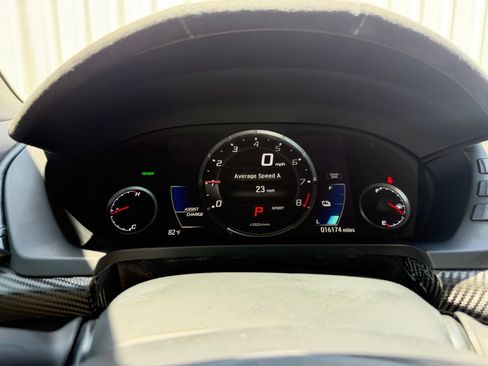 Used 2017 Acura NSX AWD/4WD image 15