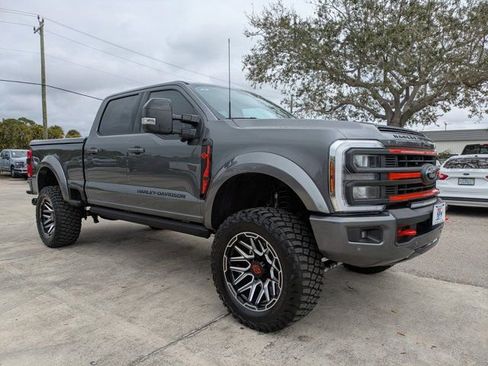 New 2026 Ford F250 Lariat w/ Black Appearance Package image 7