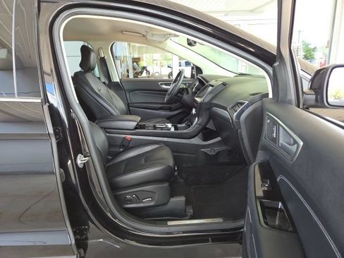 Used 2019 Ford Edge Titanium AWD/4WD image 49