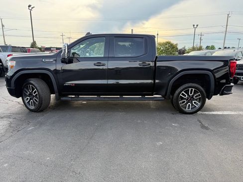 Used 2021 GMC Sierra 1500 AT4 w/ Technology Package AWD/4WD image 8