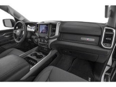 Used 2021 RAM 1500 Big Horn AWD/4WD image 10