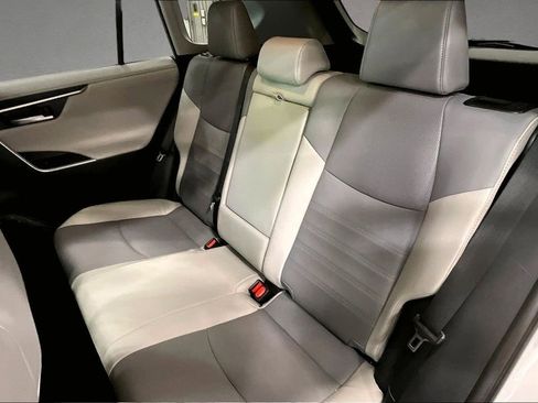 Used 2020 Toyota RAV4 Limited w/ Limited Grade Weather Package AWD/4WD image 22