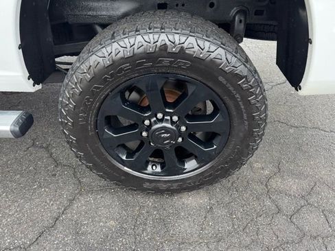 Used 2017 RAM 2500 Tradesman w/ Popular Equipment Group image 6