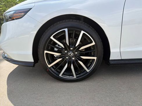 New 2026 Honda Accord Touring image 9