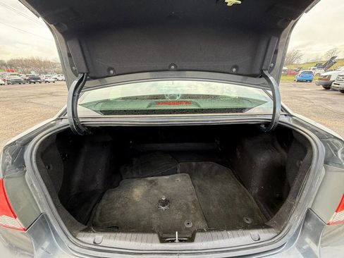 Used 2013 Chevrolet Cruze LS image 17