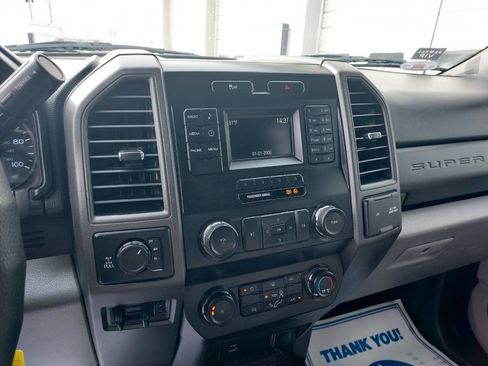 Used 2019 Ford F250 XL w/ XL Value Package image 10