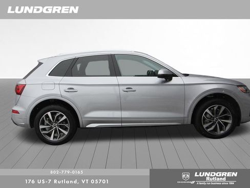 Used 2021 Audi Q5 2.0T Premium w/ Convenience Package image 2