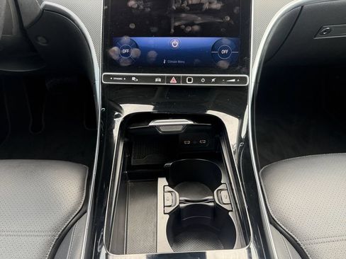 Certified 2025 Mercedes-Benz C 300 Sedan image 11