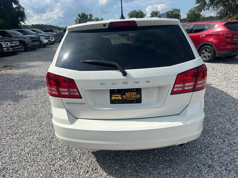 Used 2017 Dodge Journey SE w/ Flexible Seating Group image 4