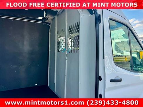 Used 2024 Ford Transit 250 148 High Roof Extended w/ Load Area Protection Package RWD image 17