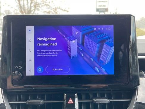 Used 2023 Toyota Corolla LE image 9