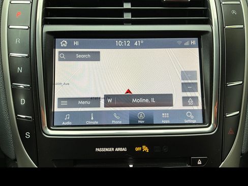 Used 2019 Lincoln Nautilus Reserve w/ Driver Assistance Package AWD/4WD image 6