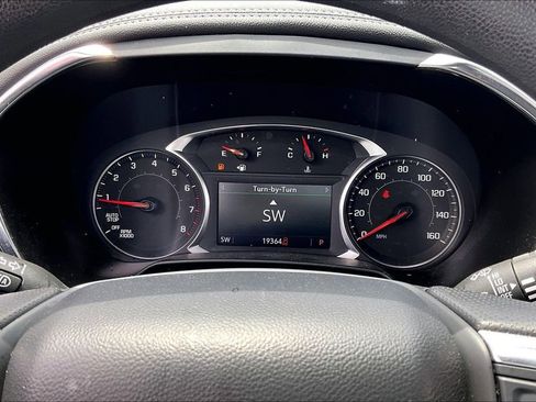 Used 2024 Chevrolet Blazer LT w/ Convenience Package FWD image 18