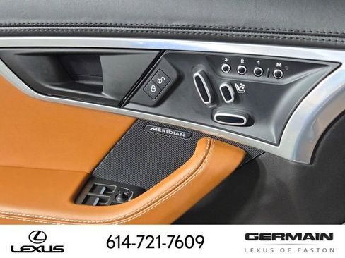 Used 2019 Jaguar F-TYPE Coupe image 28