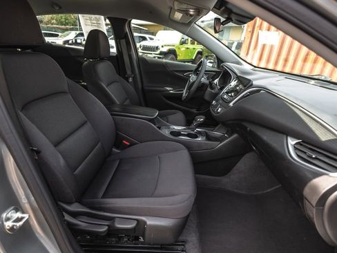 Used 2024 Chevrolet Malibu LT FWD image 27