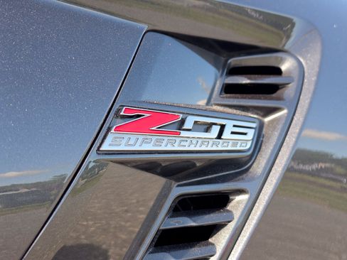 Used 2017 Chevrolet Corvette Z06 RWD image 37