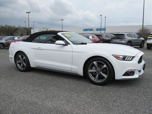 Used 2015 Ford Mustang Convertible w/ Equipment Group 051A image 2