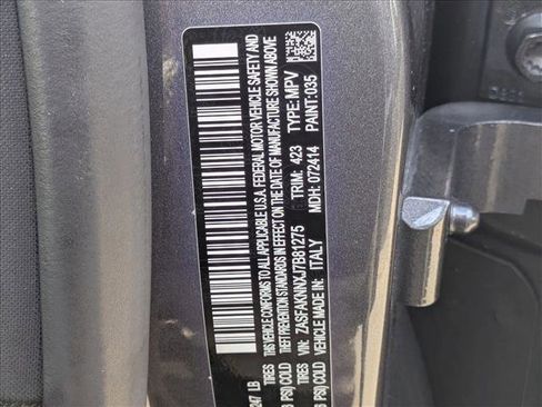 Used 2018 Alfa Romeo Stelvio Ti Sport image 24