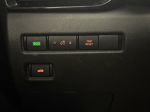 Used 2021 Nissan Sentra SR FWD image 23