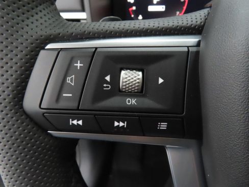 New 2026 Mitsubishi Outlander SE FWD image 12