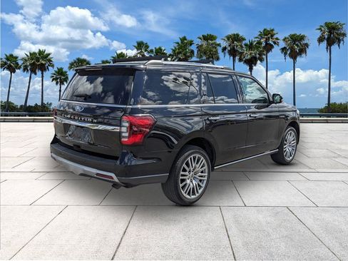 Certified 2024 Ford Expedition Limited image 9