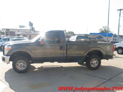 Used 2016 Ford F250 XL w/ Power Equipment Group AWD/4WD image 21