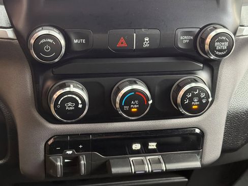 Used 2024 RAM 2500 Big Horn image 19