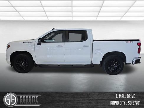 Used 2024 Chevrolet Silverado 1500 RST w/ Rally Edition AWD/4WD image 3