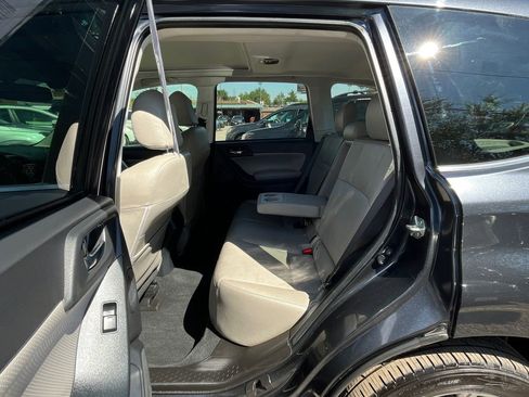 Used 2015 Subaru Forester 2.5i Touring w/ Eyesight & Navigation System image 21