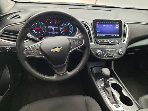 Used 2024 Chevrolet Malibu RS FWD image 22