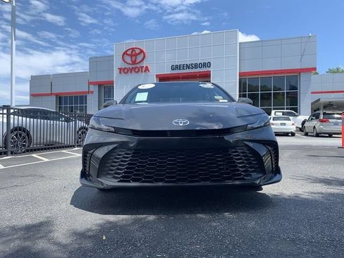 Used 2026 Toyota Camry SE w/ Multimedia Upgrade Package FWD image 3