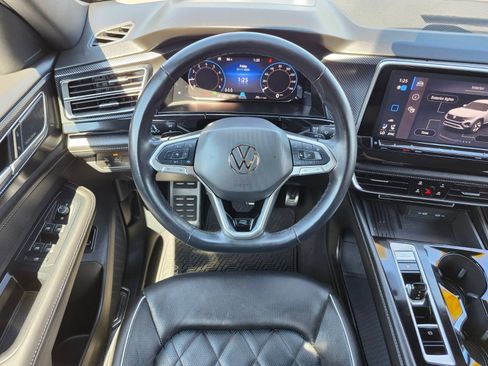 Used 2025 Volkswagen Atlas Cross Sport SEL Premium R-Line AWD/4WD image 12