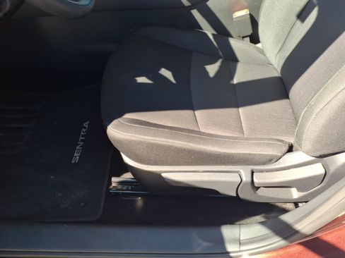 Used 2025 Nissan Sentra SV FWD image 15
