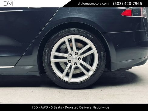 Used 2015 Tesla Model S 70D AWD/4WD image 38
