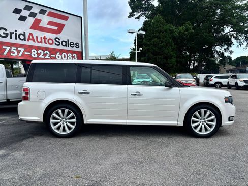 Used 2016 Ford Flex SEL w/ Equipment Group 202A AWD/4WD image 2