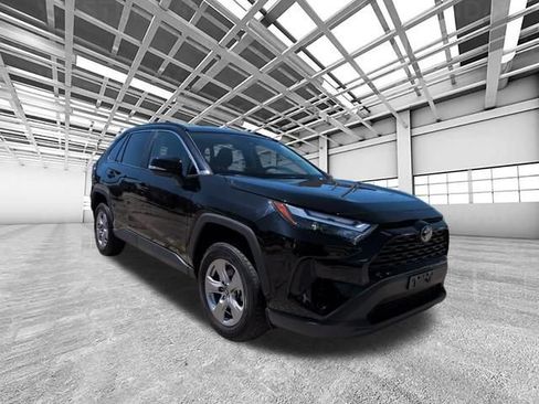 Certified 2025 Toyota RAV4 XLE AWD/4WD image 1