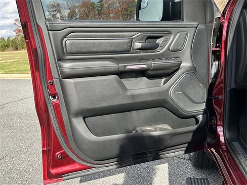 Used 2020 RAM 1500 Limited image 11