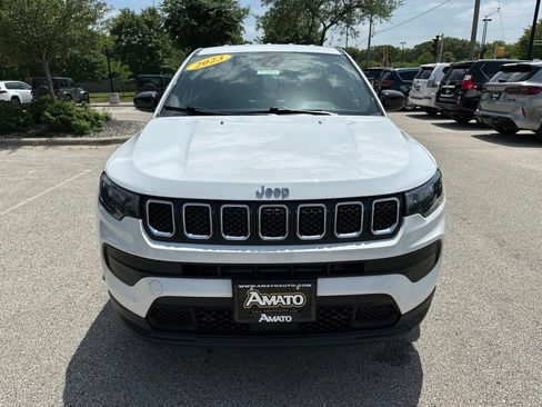 Used 2023 Jeep Compass Sport AWD/4WD image 3