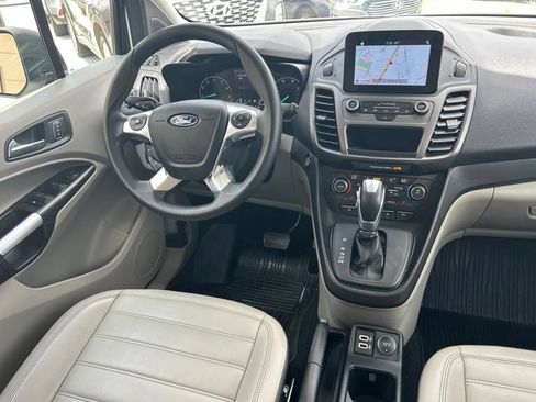 Used 2019 Ford Transit Connect XLT w/ XLT Premium Package FWD image 25