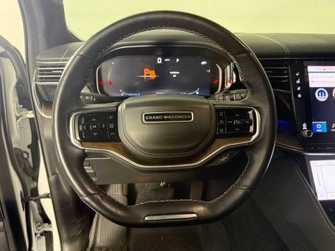 Used 2023 Jeep Grand Wagoneer Series II AWD/4WD image 16