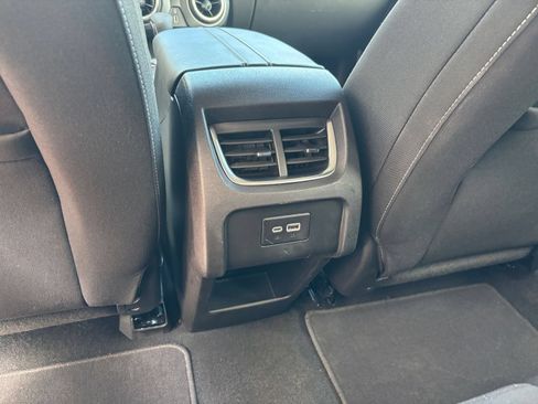 Used 2026 Chevrolet Blazer LT FWD image 23